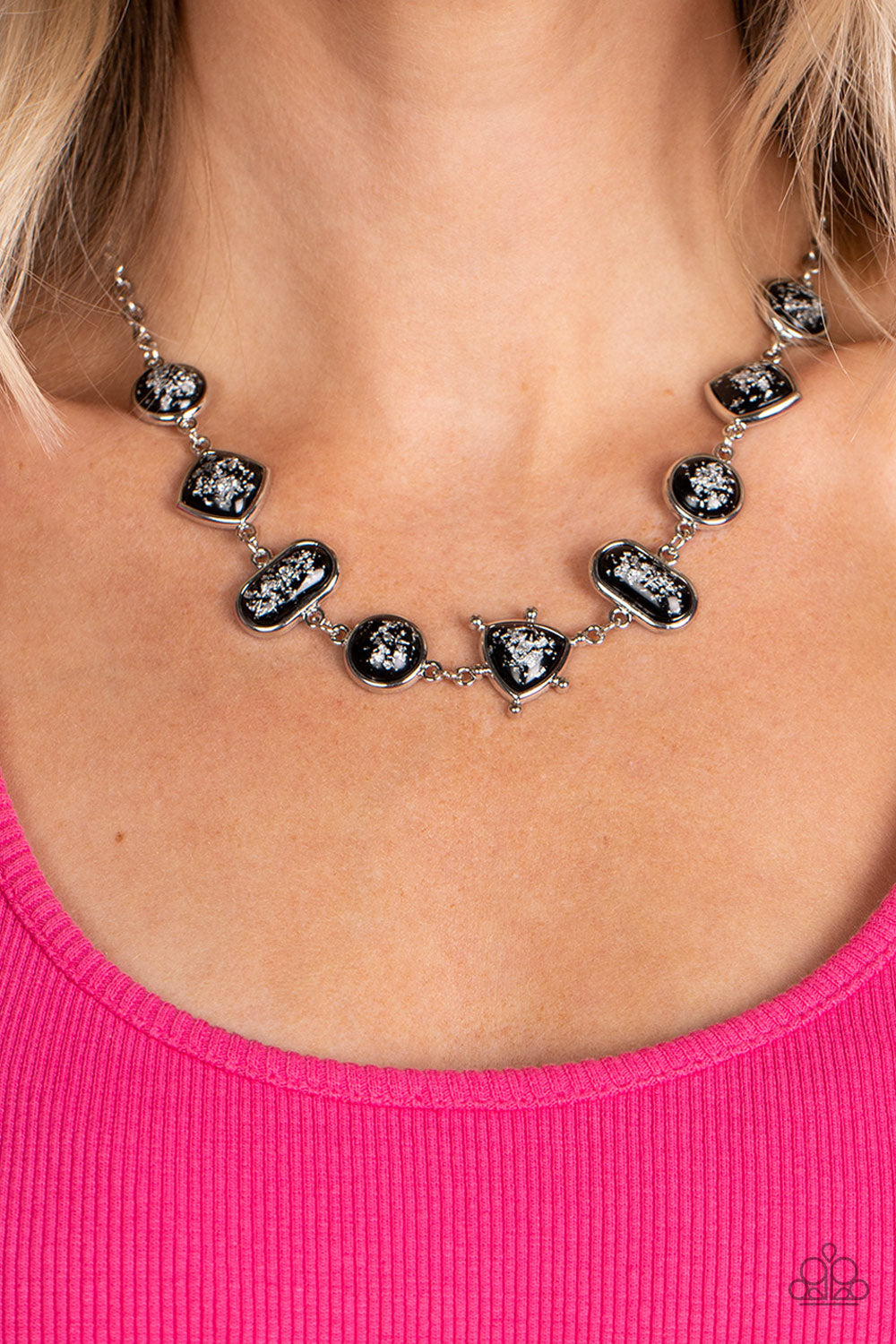 Fleek and Flecked Paparazzi Accessories Necklace with Earrings