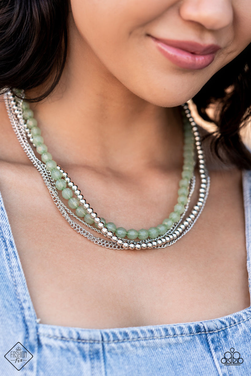 Boardwalk Babe Paparazzi Accessories Necklace with Earrings