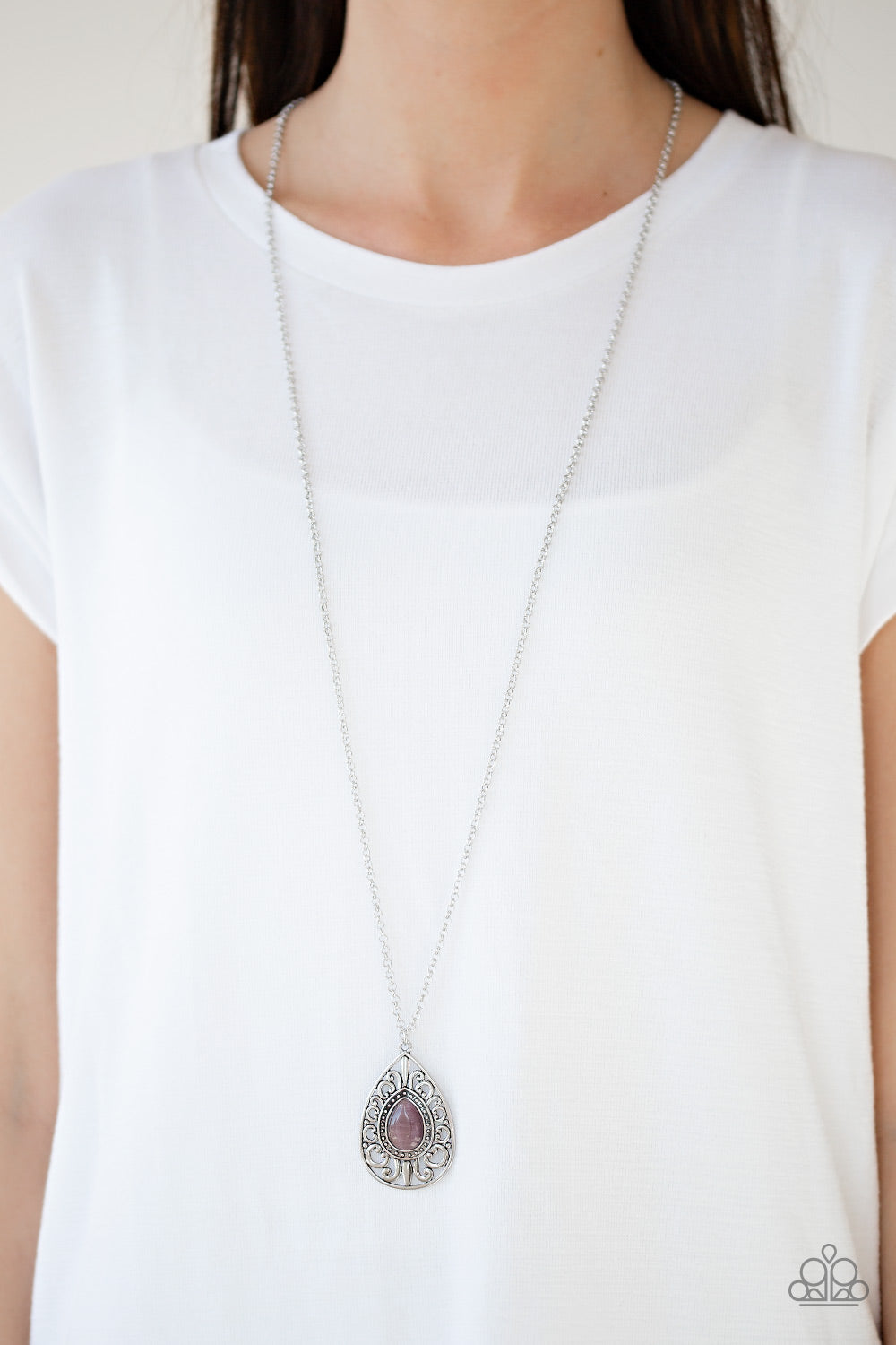 Modern Majesty Paparazzi Necklace with Earrings Purple