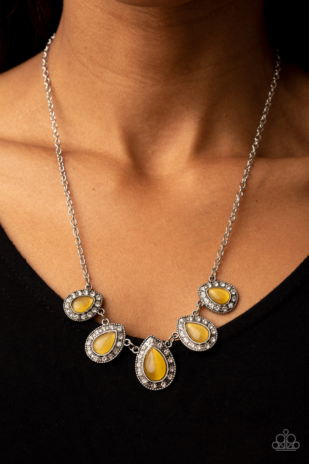 Everlasting Enchantment Paparazzi Accessories Necklace with Earrings