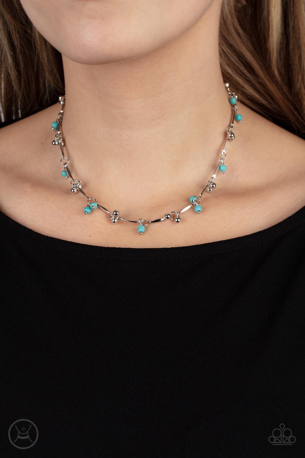 Sahara Social Paparazzi Accessories Blue Choker with Earrings