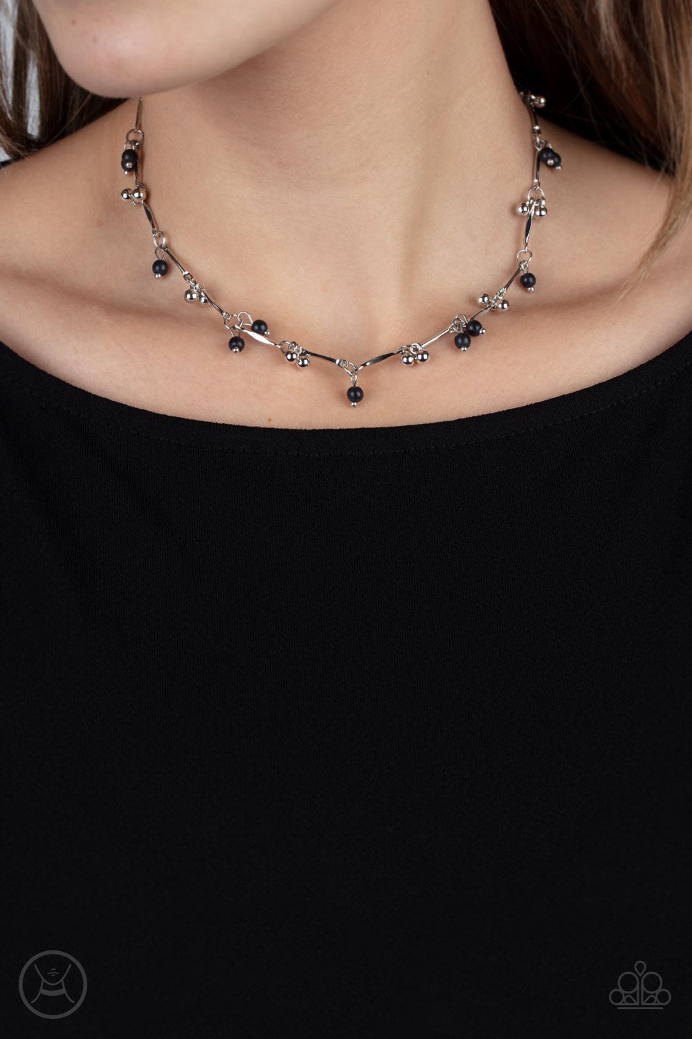 Sahara Social Paparazzi Accessories Choker with Earrings