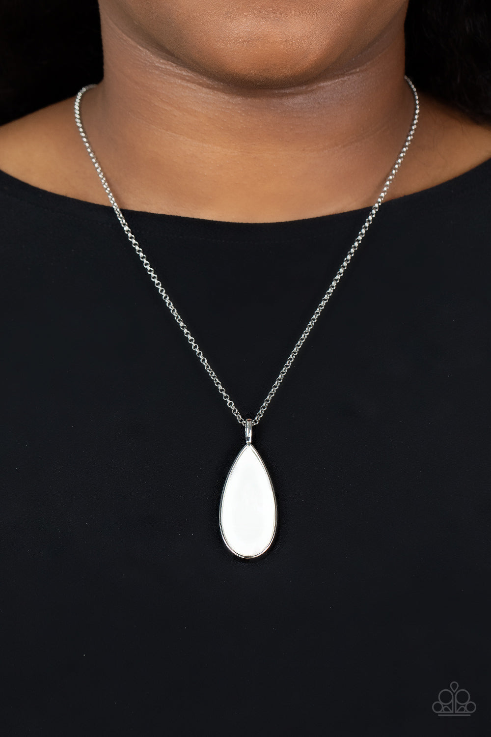 Yacht Ready Paparazzi Accessories Necklace with Earrings White