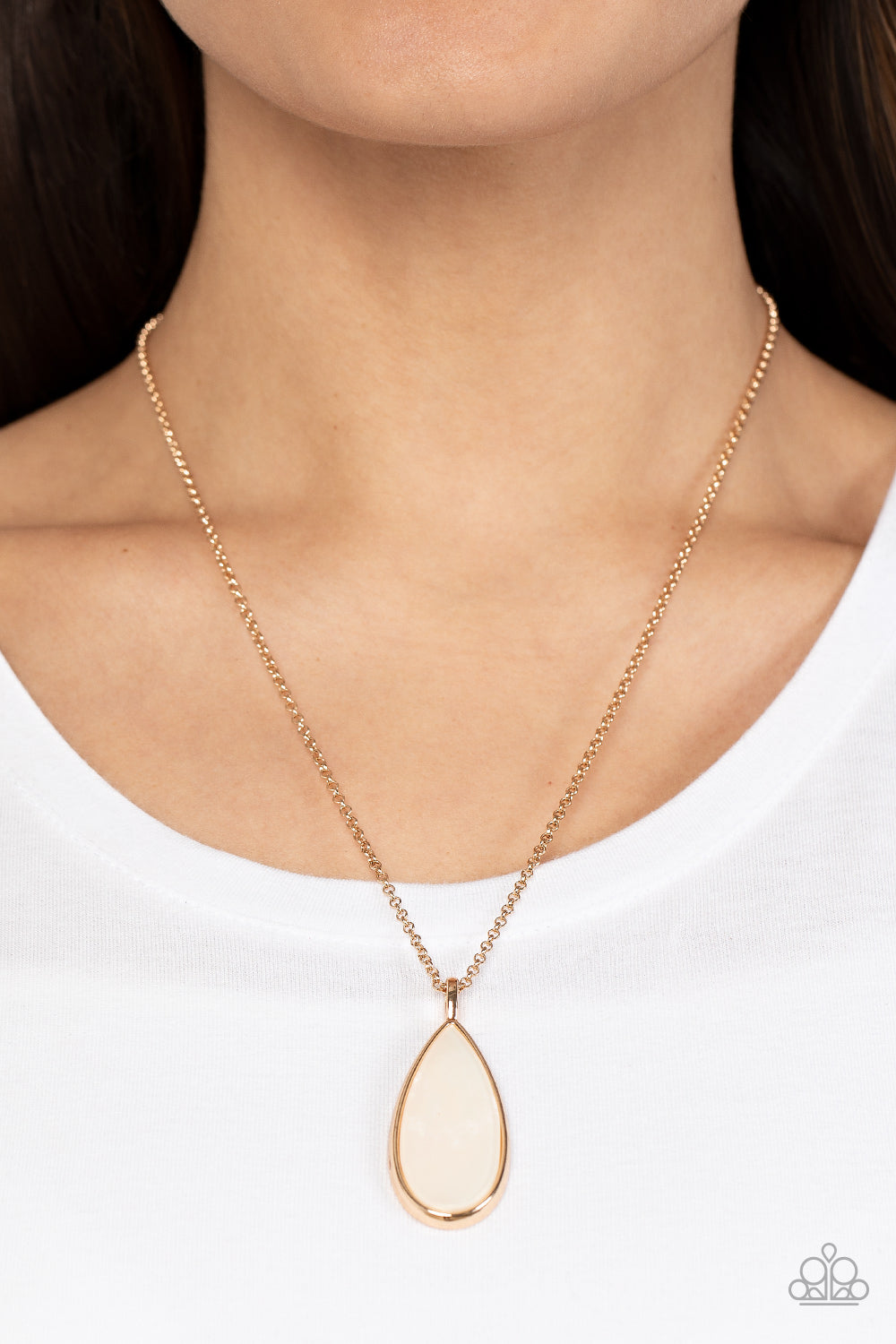 Yacht Ready Paparazzi Accessories Necklace with Earrings