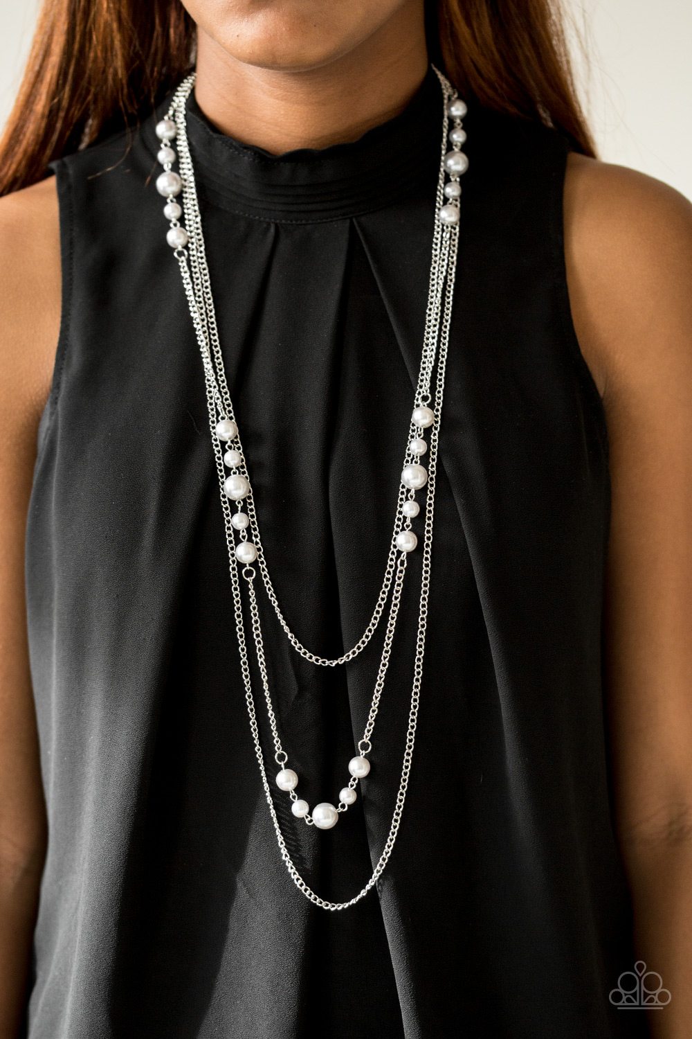 Diva Dilemma Necklace With Earrings