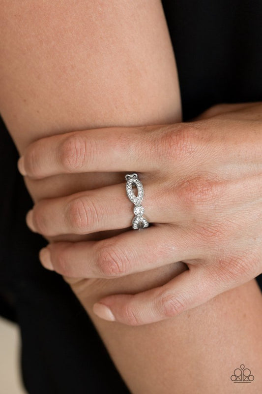Extra Side of Elegance Paparazzi Accessories Ring