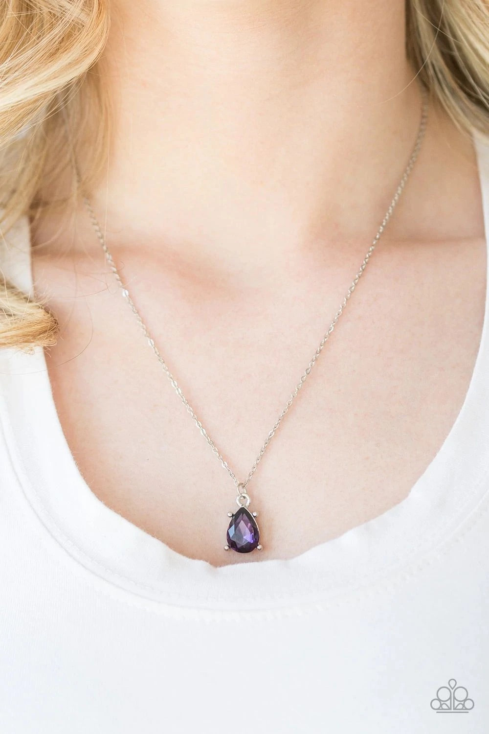 Classy Classicist Paparazzi Accessories Necklace with Earrings